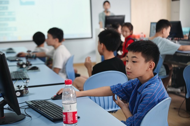 &#67;&#81;&#57;&#30005;&#23376;&#40;&#20013;&#22269;&#41;&#20114;&#21160;&#30334;&#31185;