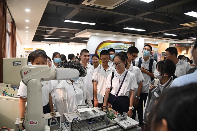 &#67;&#81;&#57;&#30005;&#23376;&#40;&#20013;&#22269;&#41;&#20114;&#21160;&#30334;&#31185;