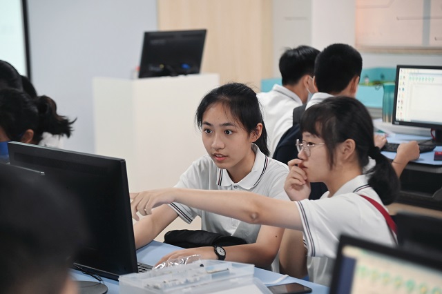 &#67;&#81;&#57;&#30005;&#23376;&#40;&#20013;&#22269;&#41;&#20114;&#21160;&#30334;&#31185;
