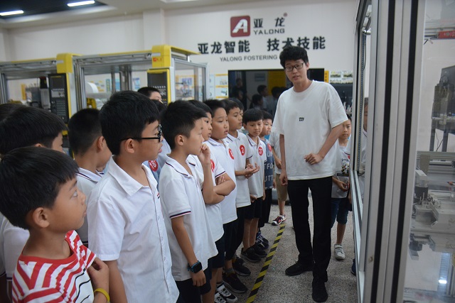 &#67;&#81;&#57;&#30005;&#23376;&#40;&#20013;&#22269;&#41;&#20114;&#21160;&#30334;&#31185;