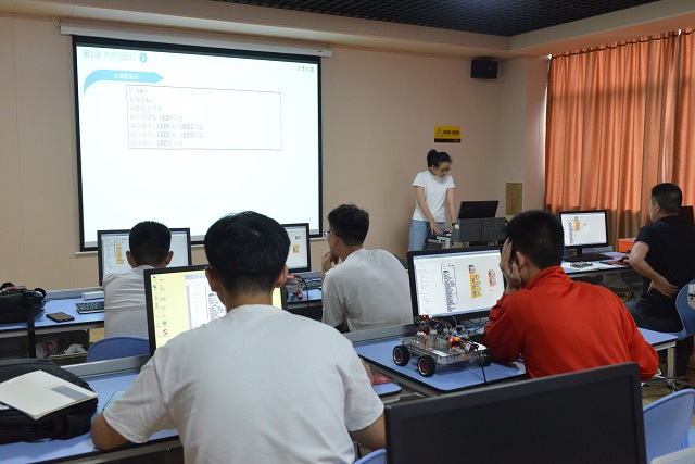 &#67;&#81;&#57;&#30005;&#23376;&#40;&#20013;&#22269;&#41;&#20114;&#21160;&#30334;&#31185;
