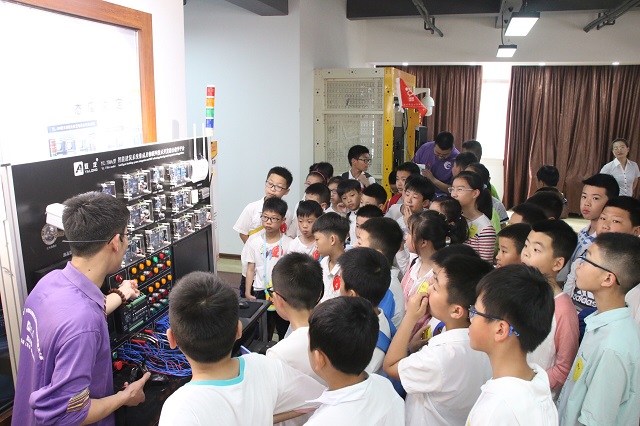 &#67;&#81;&#57;&#30005;&#23376;&#40;&#20013;&#22269;&#41;&#20114;&#21160;&#30334;&#31185;