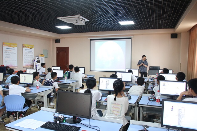&#67;&#81;&#57;&#30005;&#23376;&#40;&#20013;&#22269;&#41;&#20114;&#21160;&#30334;&#31185;