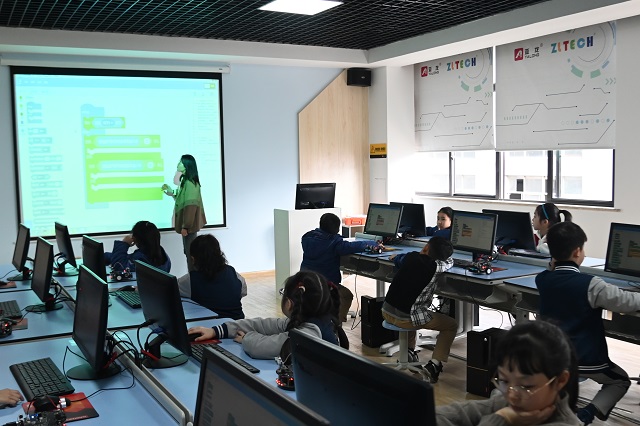 &#67;&#81;&#57;&#30005;&#23376;&#40;&#20013;&#22269;&#41;&#20114;&#21160;&#30334;&#31185;