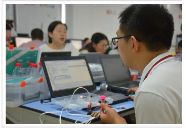 &#67;&#81;&#57;&#30005;&#23376;&#40;&#20013;&#22269;&#41;&#20114;&#21160;&#30334;&#31185;