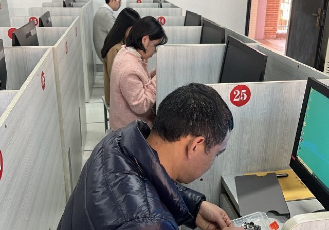 &#67;&#81;&#57;&#30005;&#23376;&#40;&#20013;&#22269;&#41;&#20114;&#21160;&#30334;&#31185;
