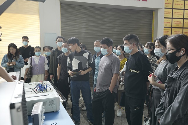 &#67;&#81;&#57;&#30005;&#23376;&#40;&#20013;&#22269;&#41;&#20114;&#21160;&#30334;&#31185;