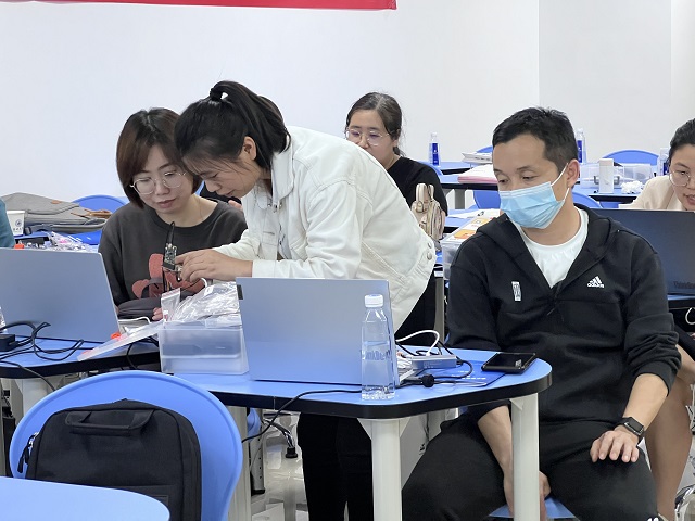 &#67;&#81;&#57;&#30005;&#23376;&#40;&#20013;&#22269;&#41;&#20114;&#21160;&#30334;&#31185;